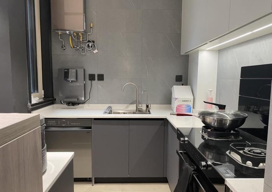 90 平米现代简约风家居设计,温馨舒适与实用并存-24