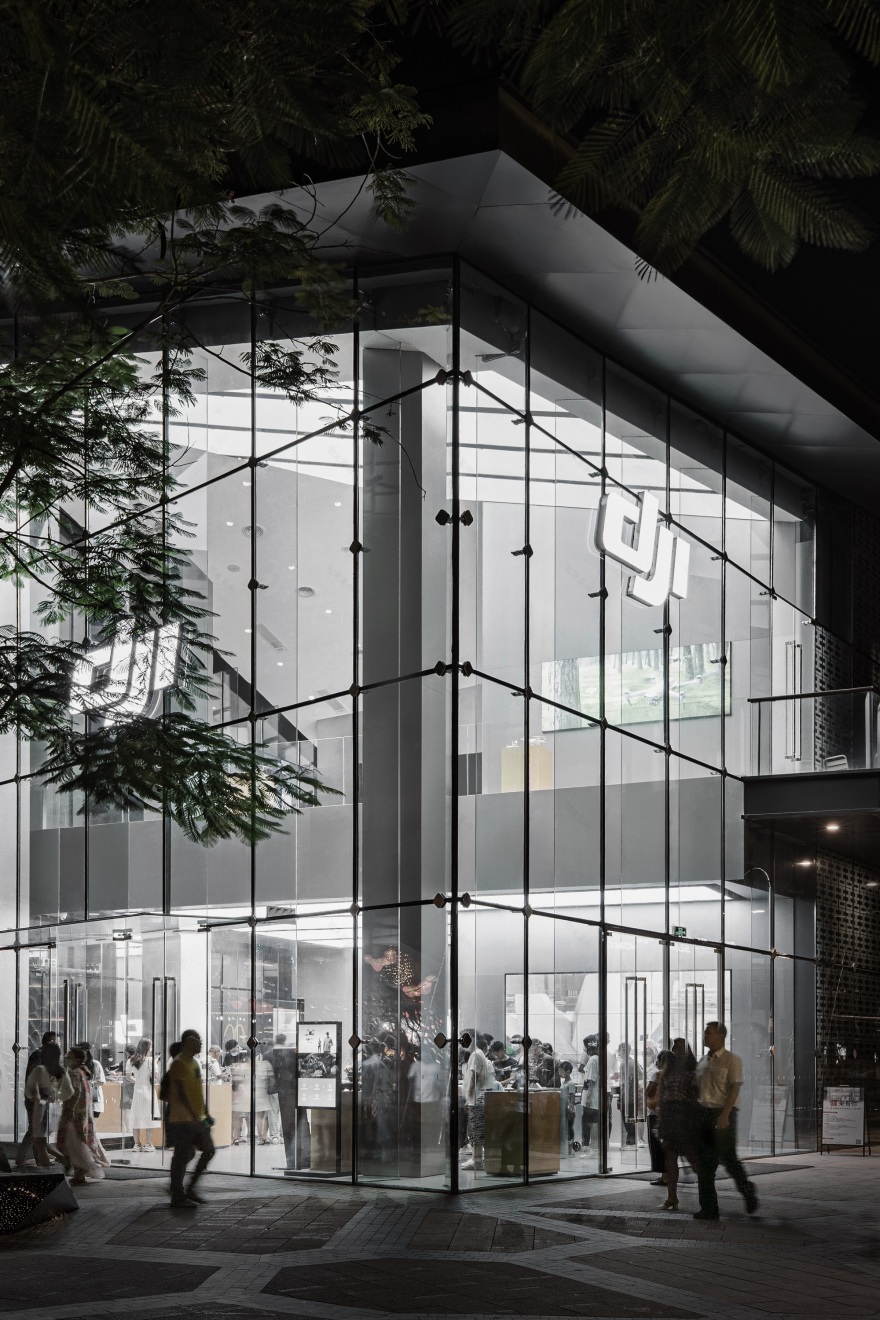 大疆线下零售店丨中国佛山丨E Studio 壹所设计-0