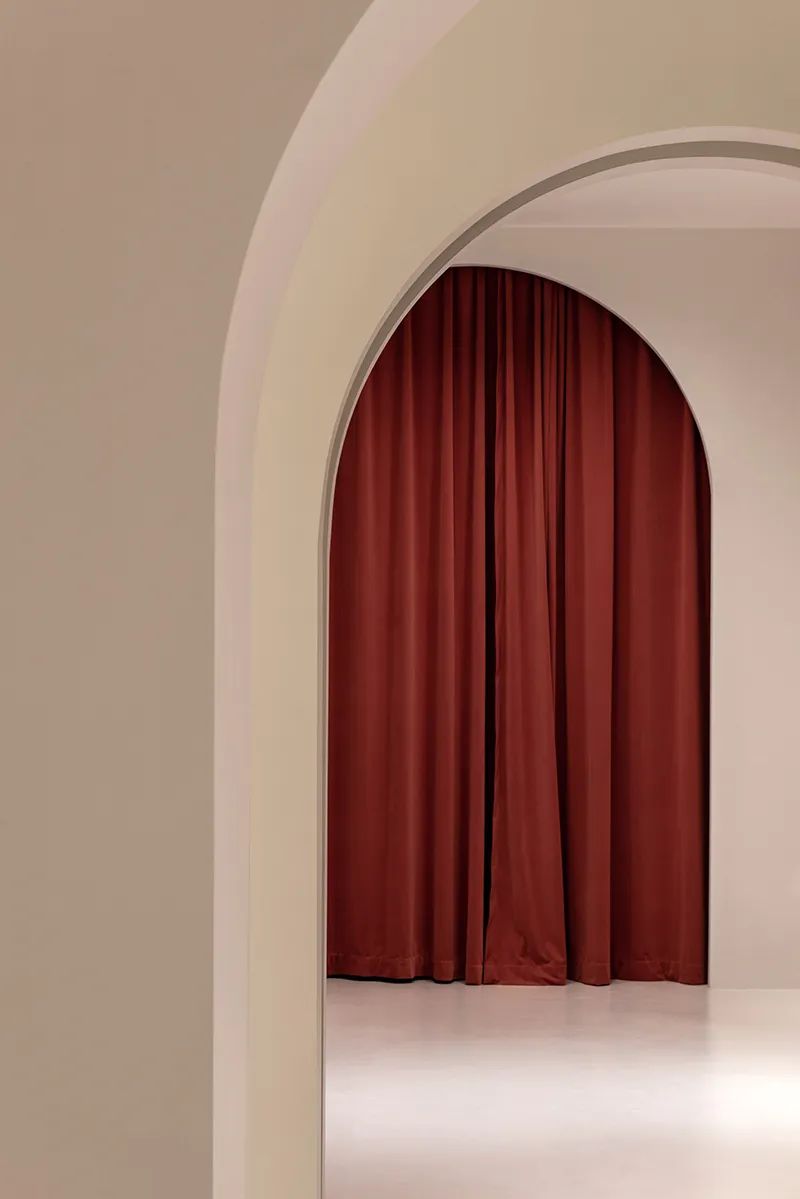 绍兴诸暨白色婚纱店,浪漫美学空间-48