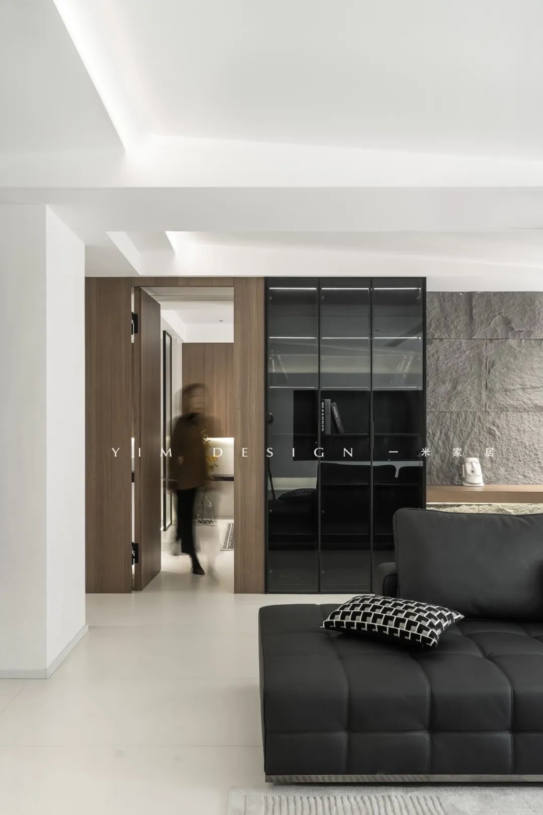 乌托邦 · 现代极简的一人天地丨潘迪,顾晴-24