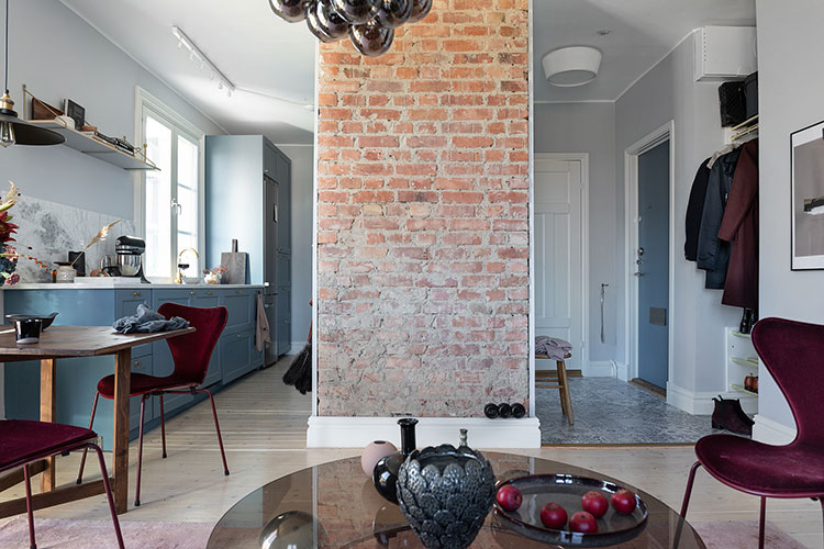 蓝色调的斯堪的纳维亚风格家居设计-19