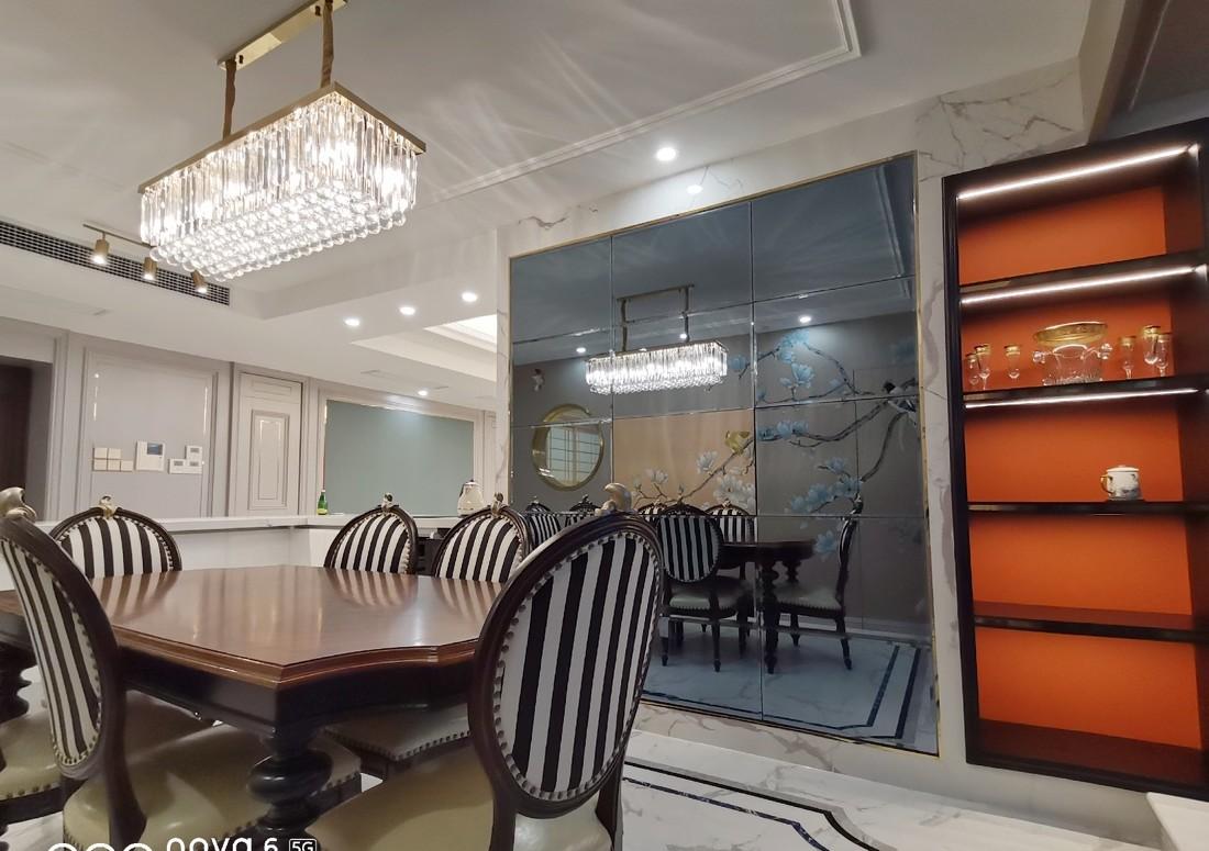 美式轻奢“镜中水月”——融合中西元素的现代家居设计-3