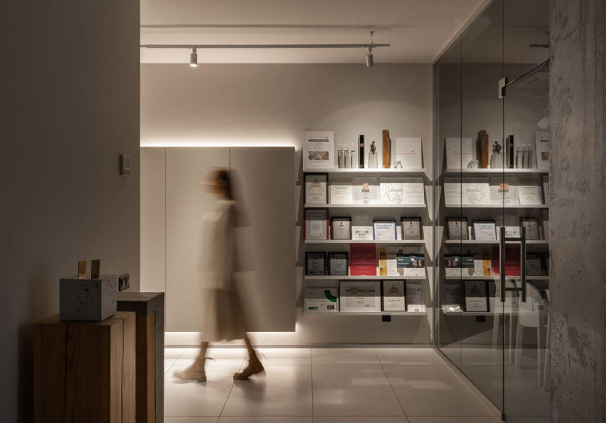 乌克兰 SVOYA 工作室办公室设计丨SVOYA studio-29