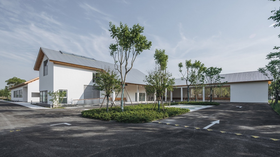 嘉北郊野公园西北游客中心丨致正建筑工作室-11