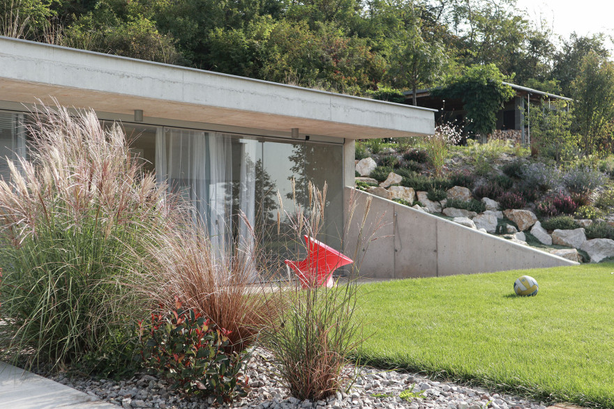 带夏季厨房和桑拿的花园小屋丨斯洛伐克丨Adam Lukačovič Architects-53