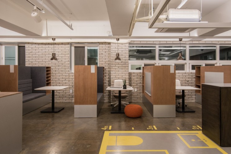 韩国房地产中介公司办公中心  Design Studio INTUNE-6