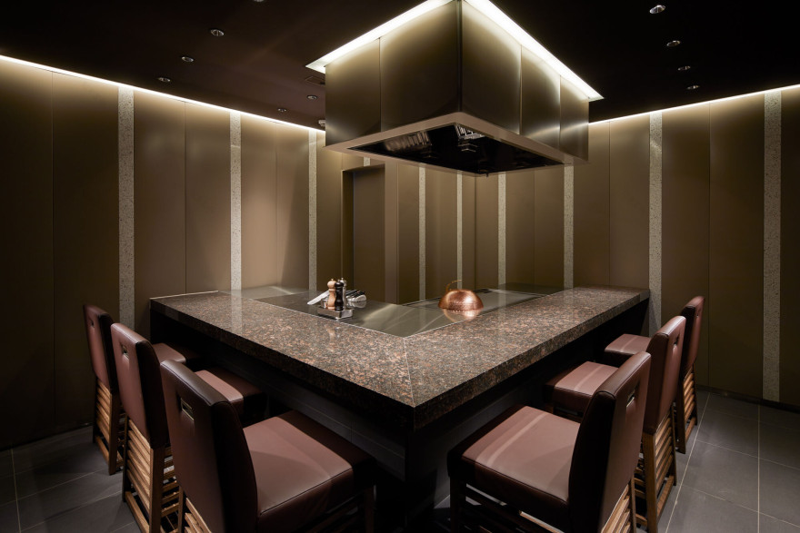 铝之魅 | 日本 Teppanyaki MADOI 餐厅设计-15