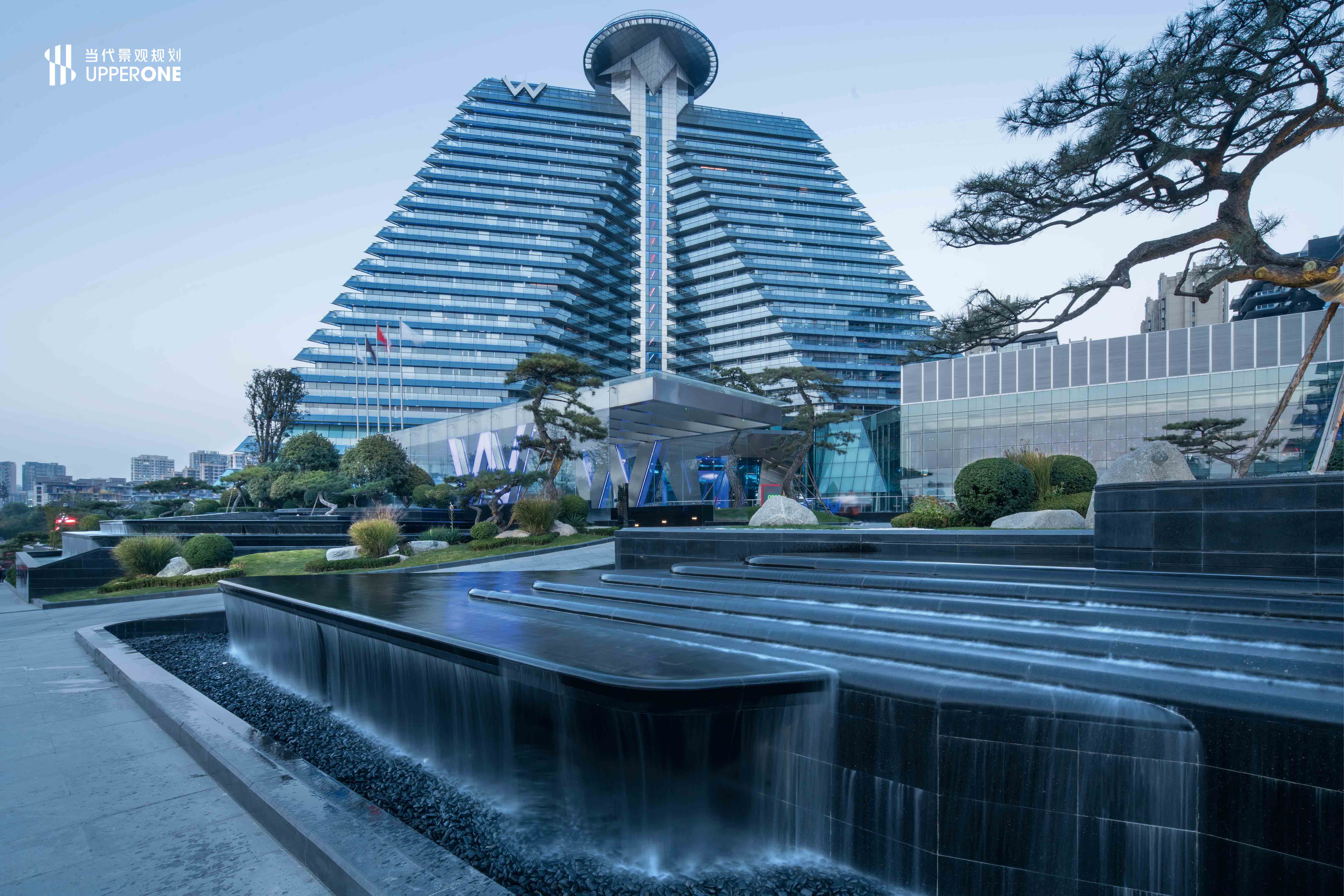 W hotel&万众国际广场丨中国西安丨当代景观规划-17