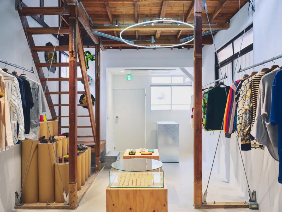 Vase 小型精选服装店丨日本丨Kii Inc.-5