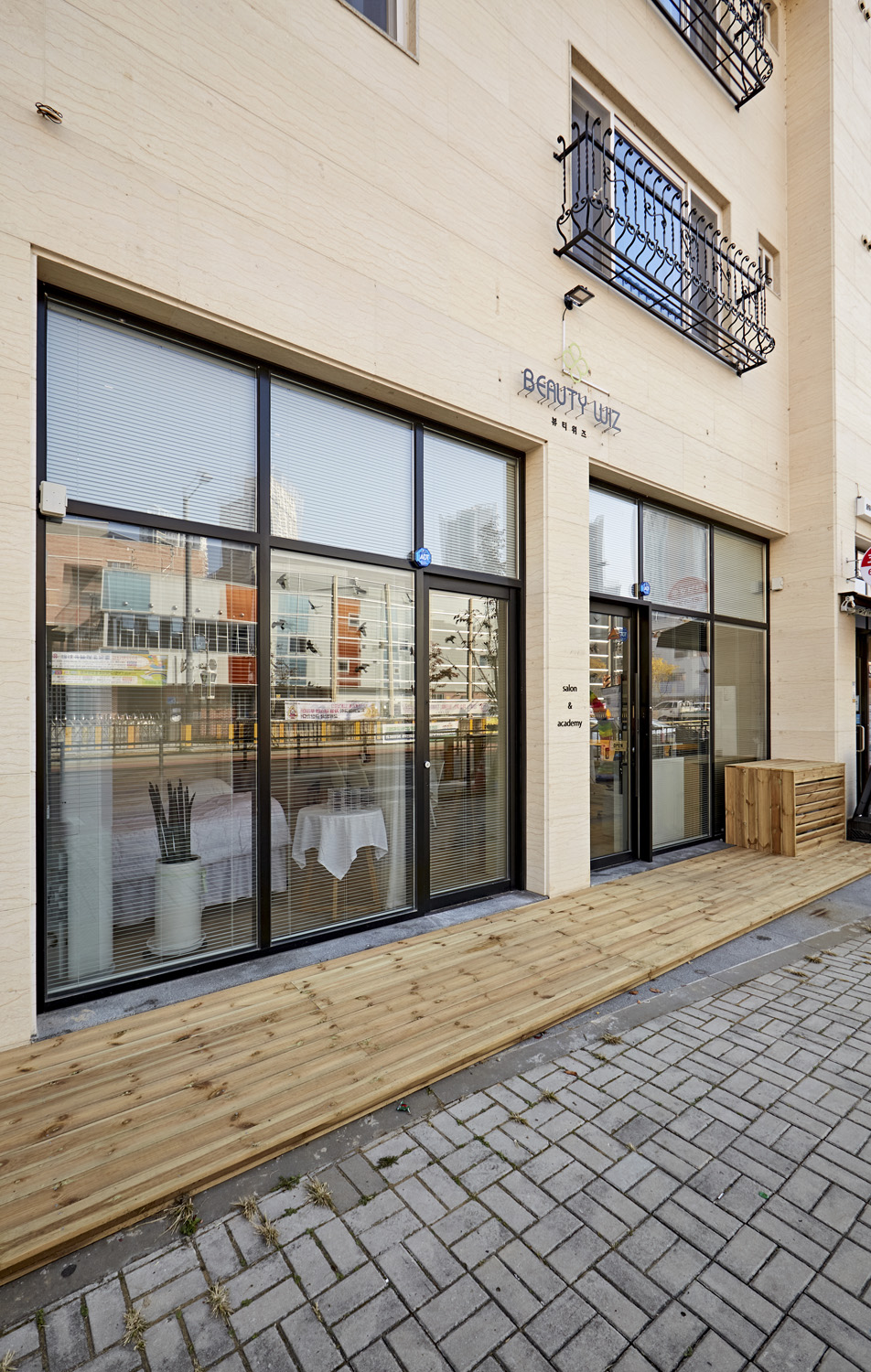 贝克顿高级餐厅 | 金泰勋打造绿色环保的现代简约空间-15