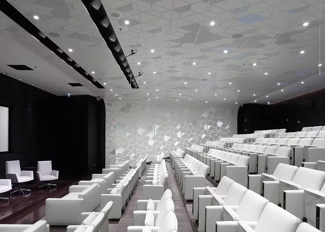 炎炎夏日里 这些会“呼吸”的建筑各显神通-21