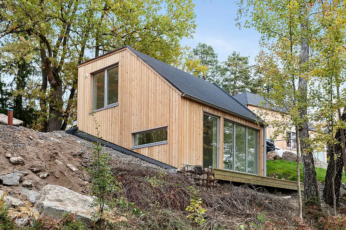 Stockholm 湖边迷你树屋-11