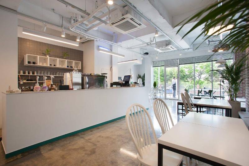 14 坪现代咖啡厅，简约空间设计典范-4