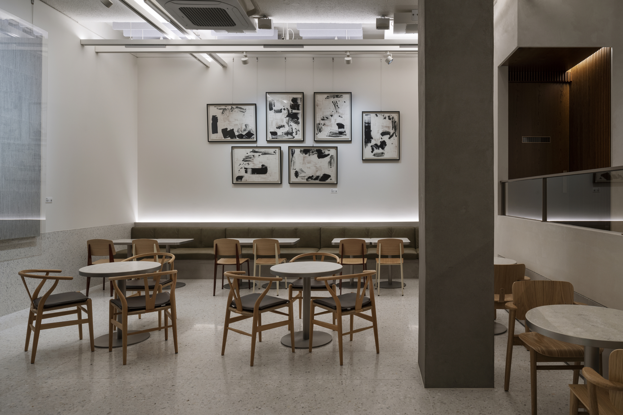 开场酒吧或开幕酒吧或开放酒吧（具体需根据上下文确定准确含义）丨韩国首尔丨By Seog Be Seog-16