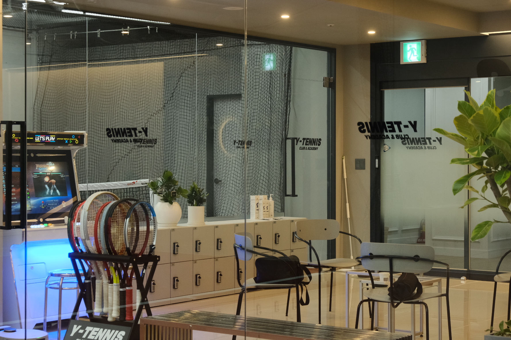 70 平小空间，打造极简舒适的网球俱乐部-7