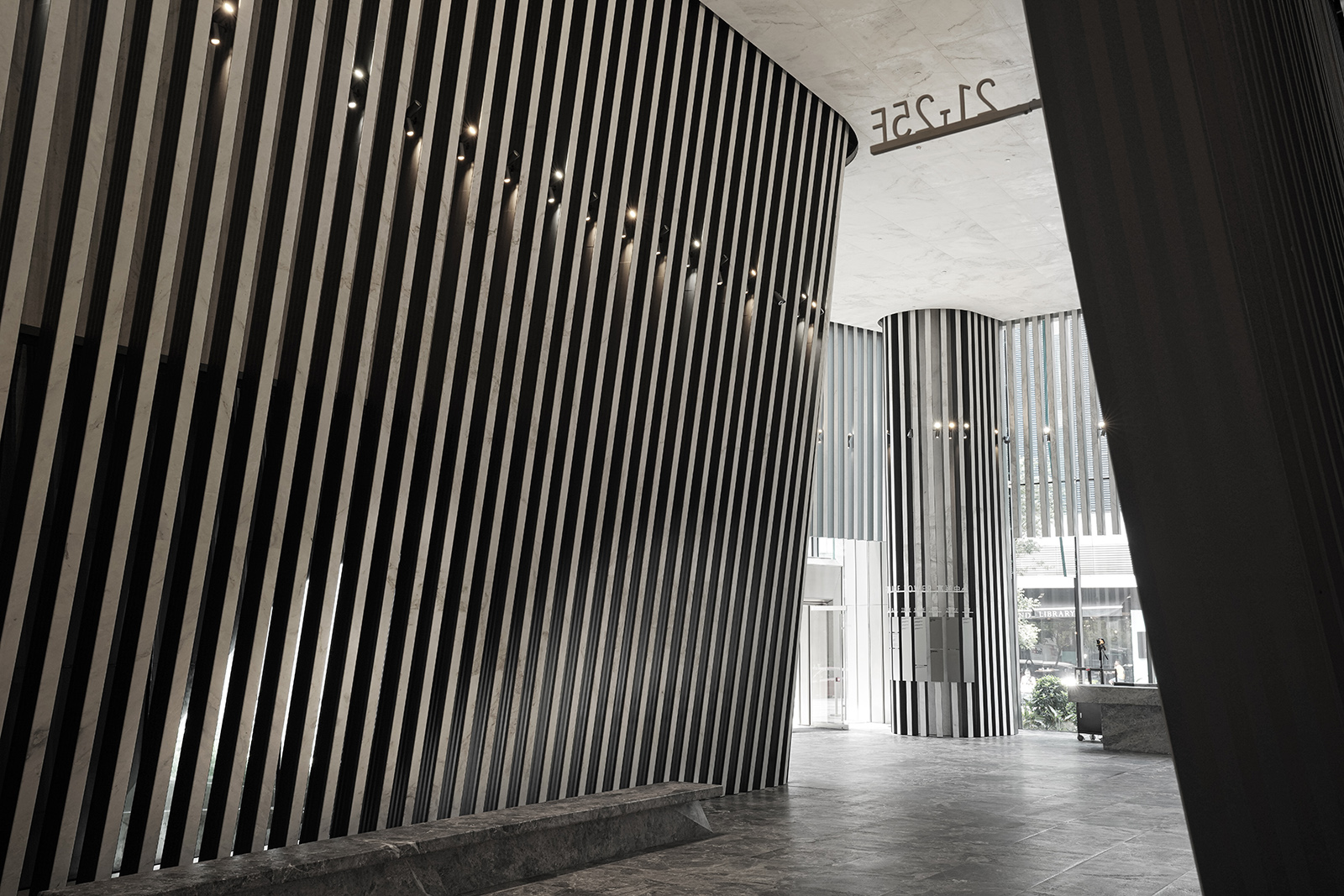 飞腾生活塔（注：FTLIFE可能是特定的品牌名、公司名等，此翻译仅按一般推测，Tower常见为塔的意思 ） -12