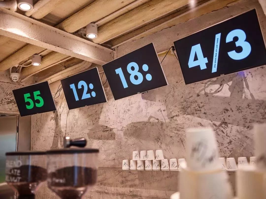 PARAS Coffee | 工业风中的美学空间-49