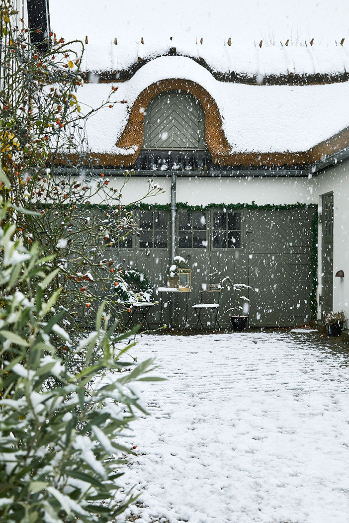 丹麦历史别墅优雅圣诞内饰设计-20