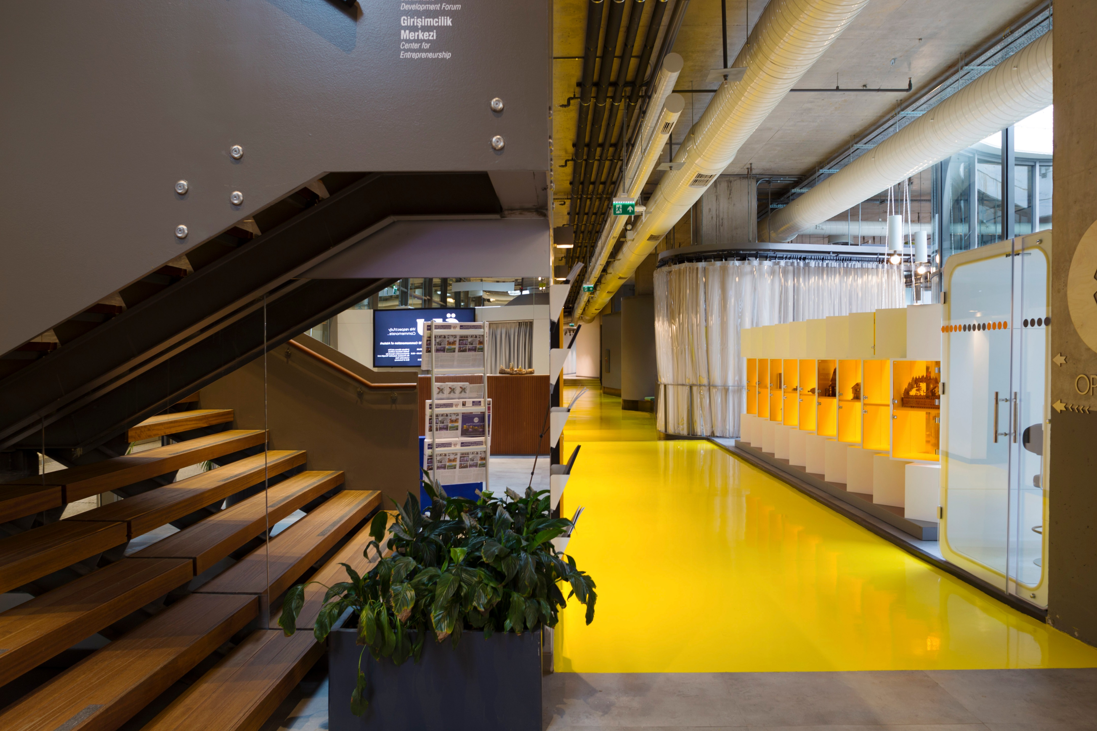 地下校园创新空间 | OZU X 建筑设计解读-18