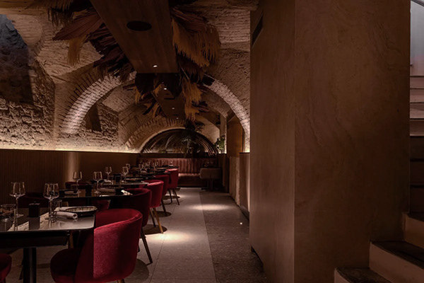 米兰多莫寿司店丨室内设计师Ashley Gadeova,Naos建筑公司-21