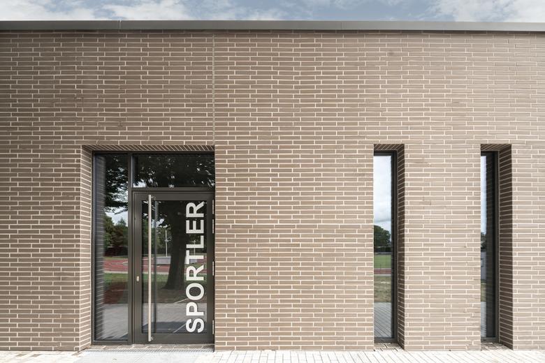 德国海彭海姆三用体育馆丨BAURCONSULT-16