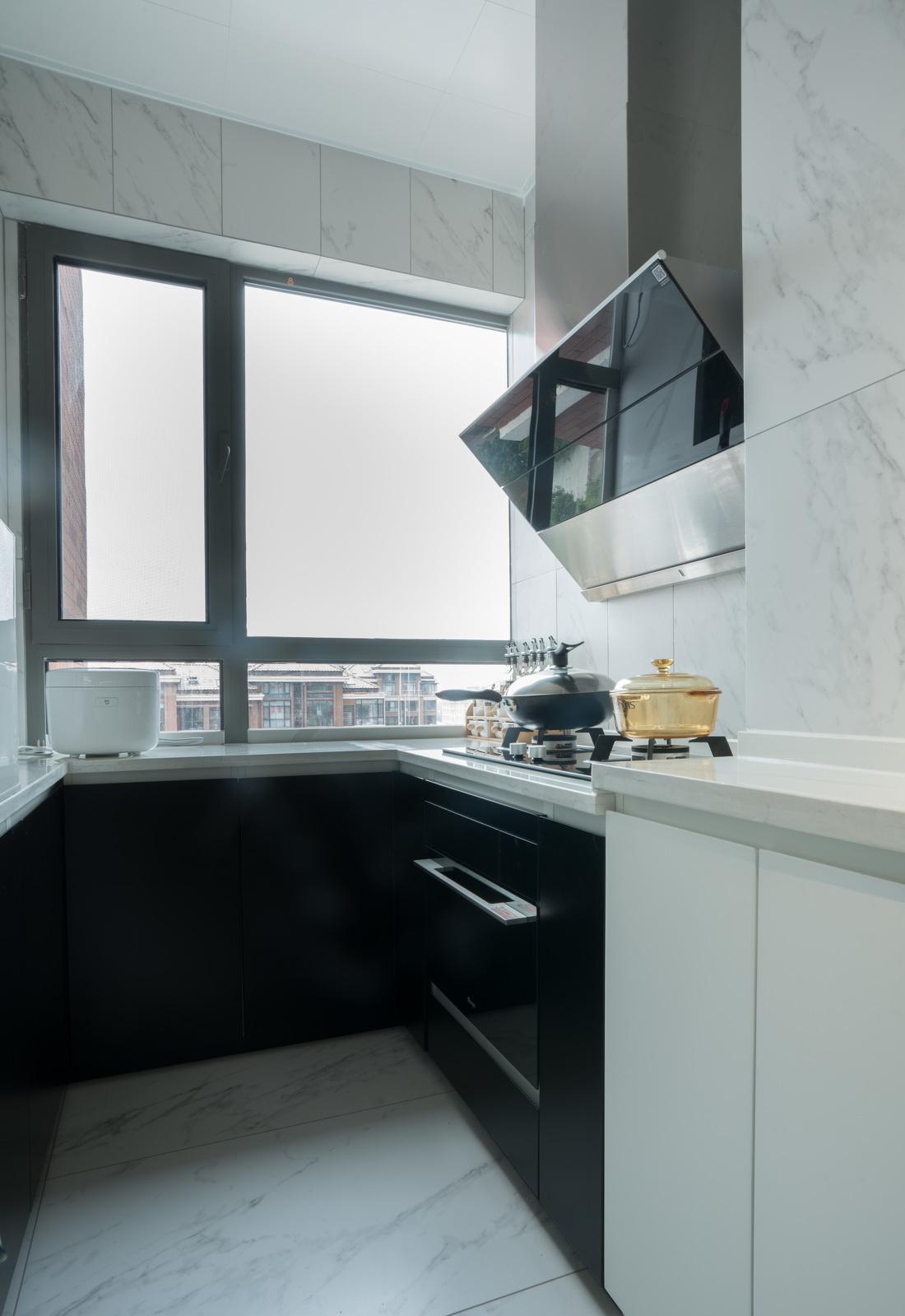 140m²跃层变形记 · 三层别墅的神秘比例设计-25