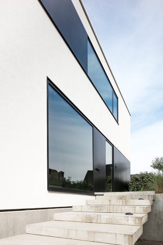 比利时海滨住宅的动态空间设计-4