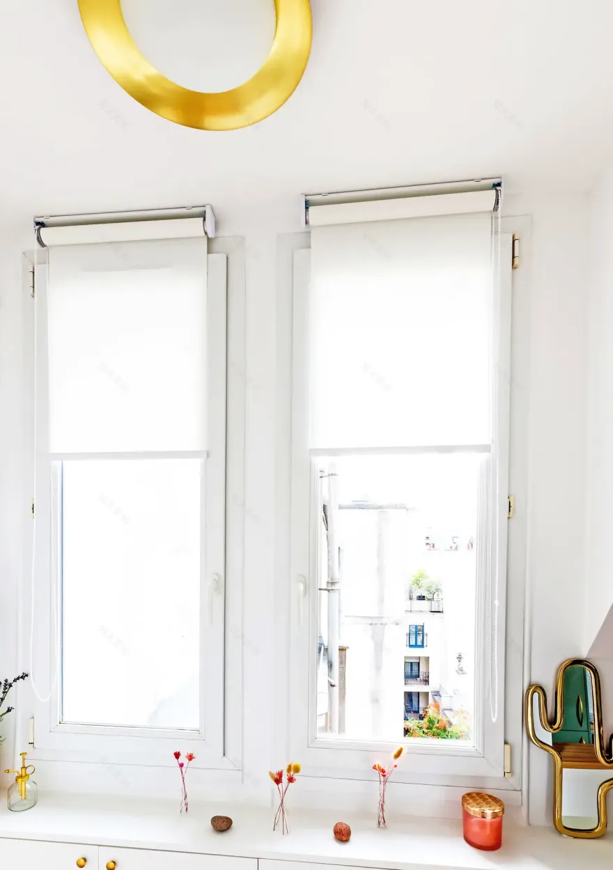 巴黎 30m2 多彩小户型公寓设计-10