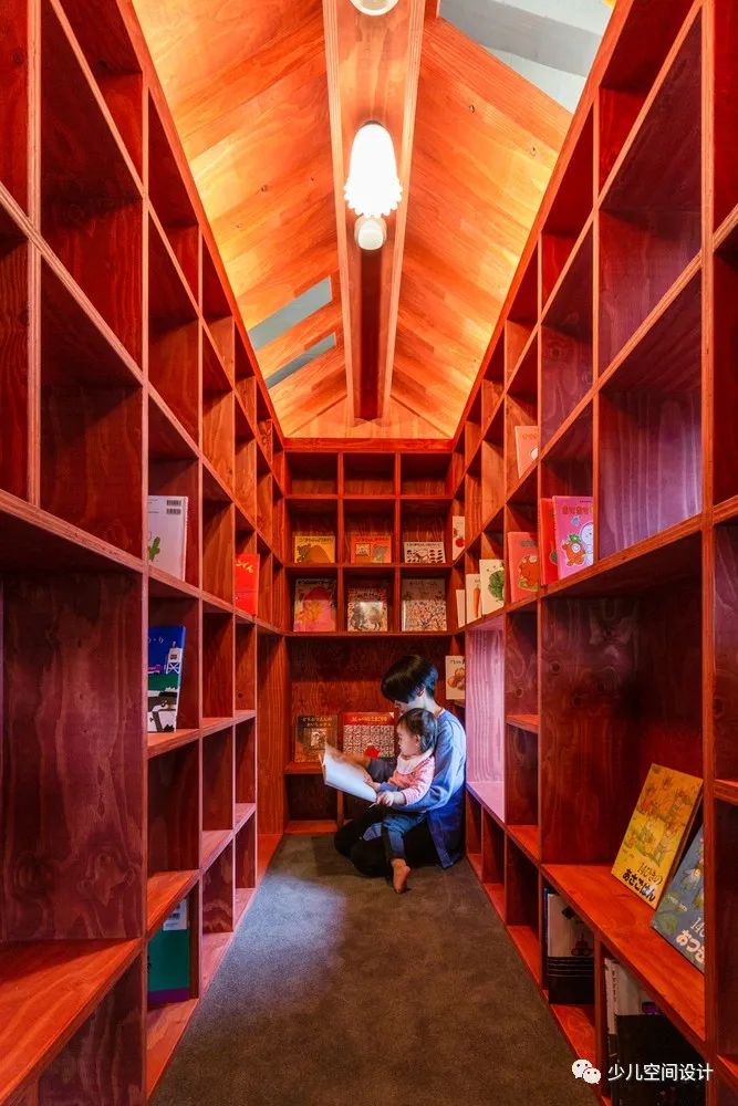 托儿所设计丨屋顶下的图画书森林-8