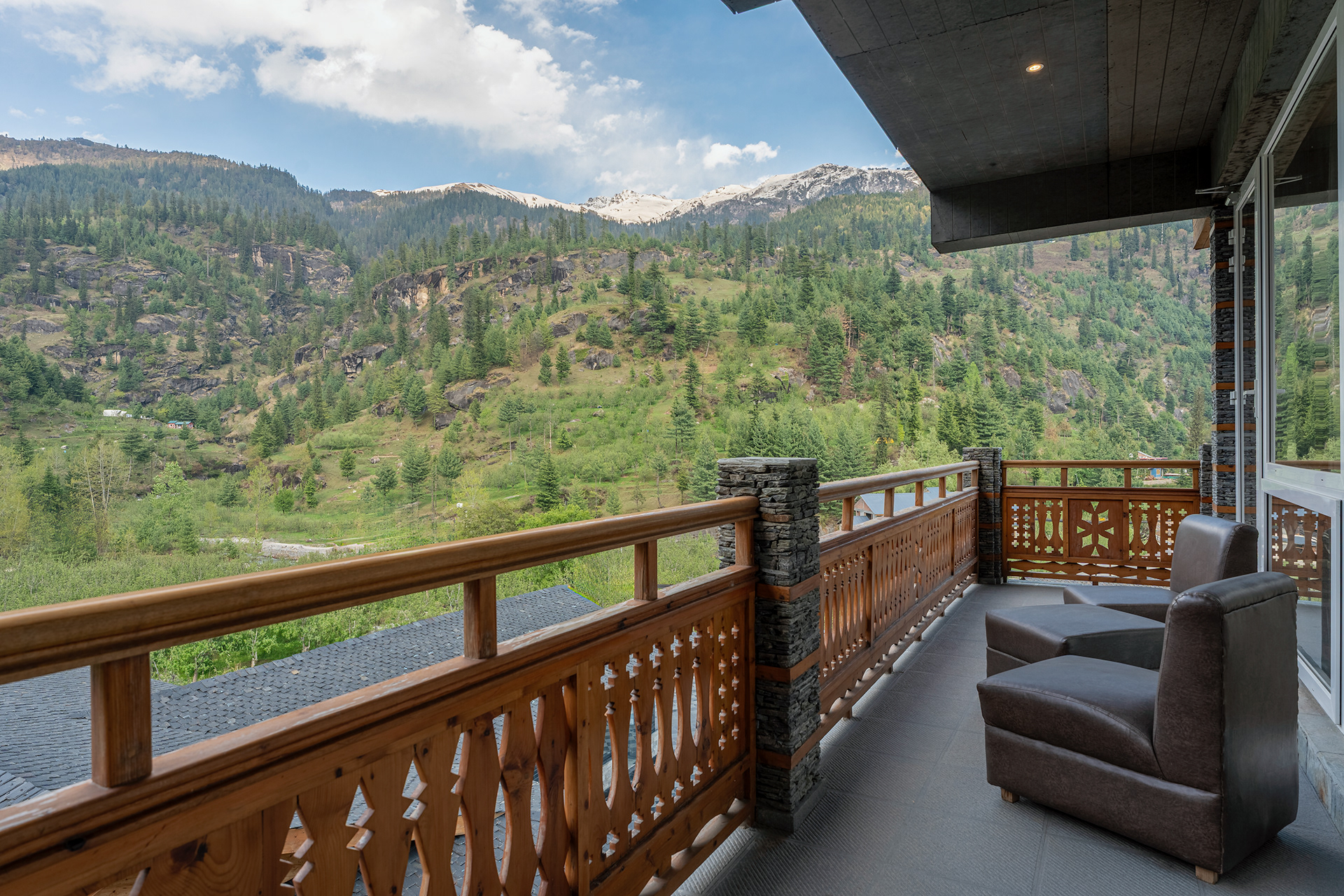Palchan Hotel, Manali Radisson Individual Retreats.-8