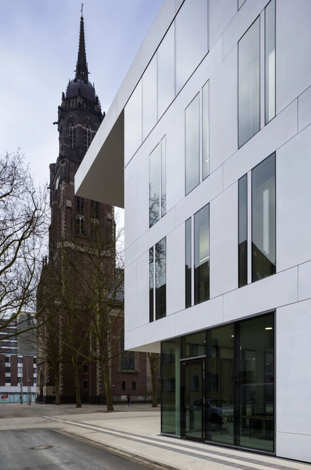 德国大众银行克雷费尔德总部丨盖博建筑设计-19