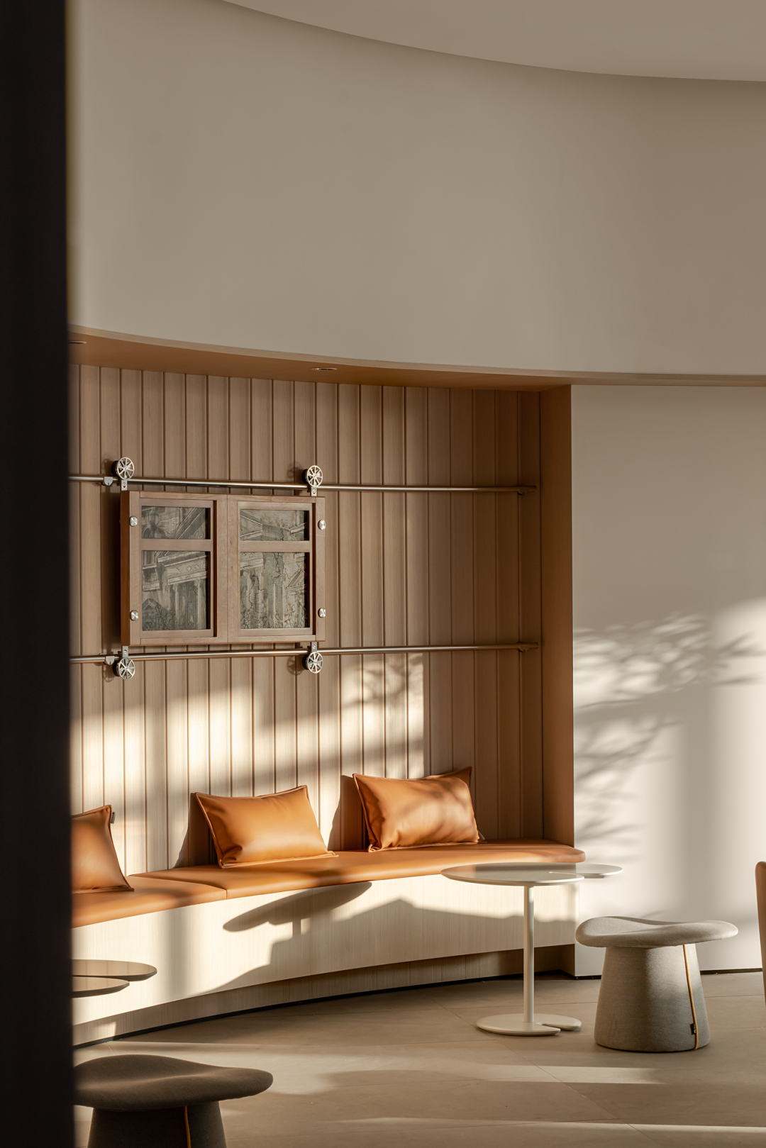 大连西安路蔚来中心丨中国大连丨元禾大千(软装),MOC DESIGN(硬装)-22