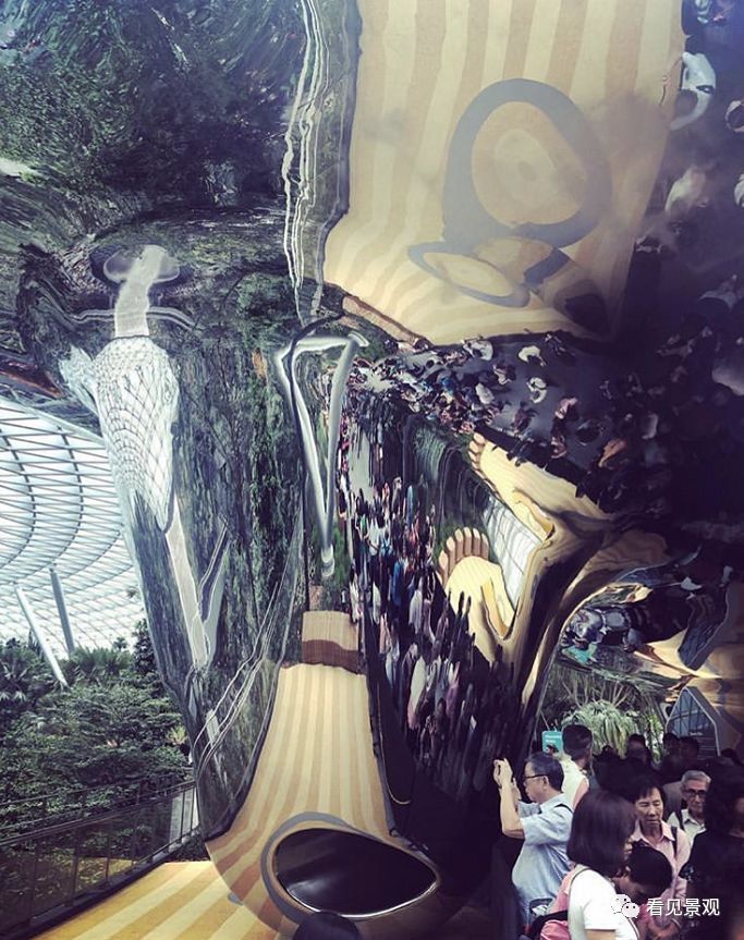 星耀樟宜 | 雨漩涡与绿意交织的机场奇迹-70