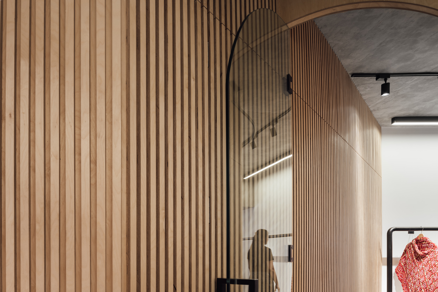 印度共享办公空间“曲线与斜线商店”-16