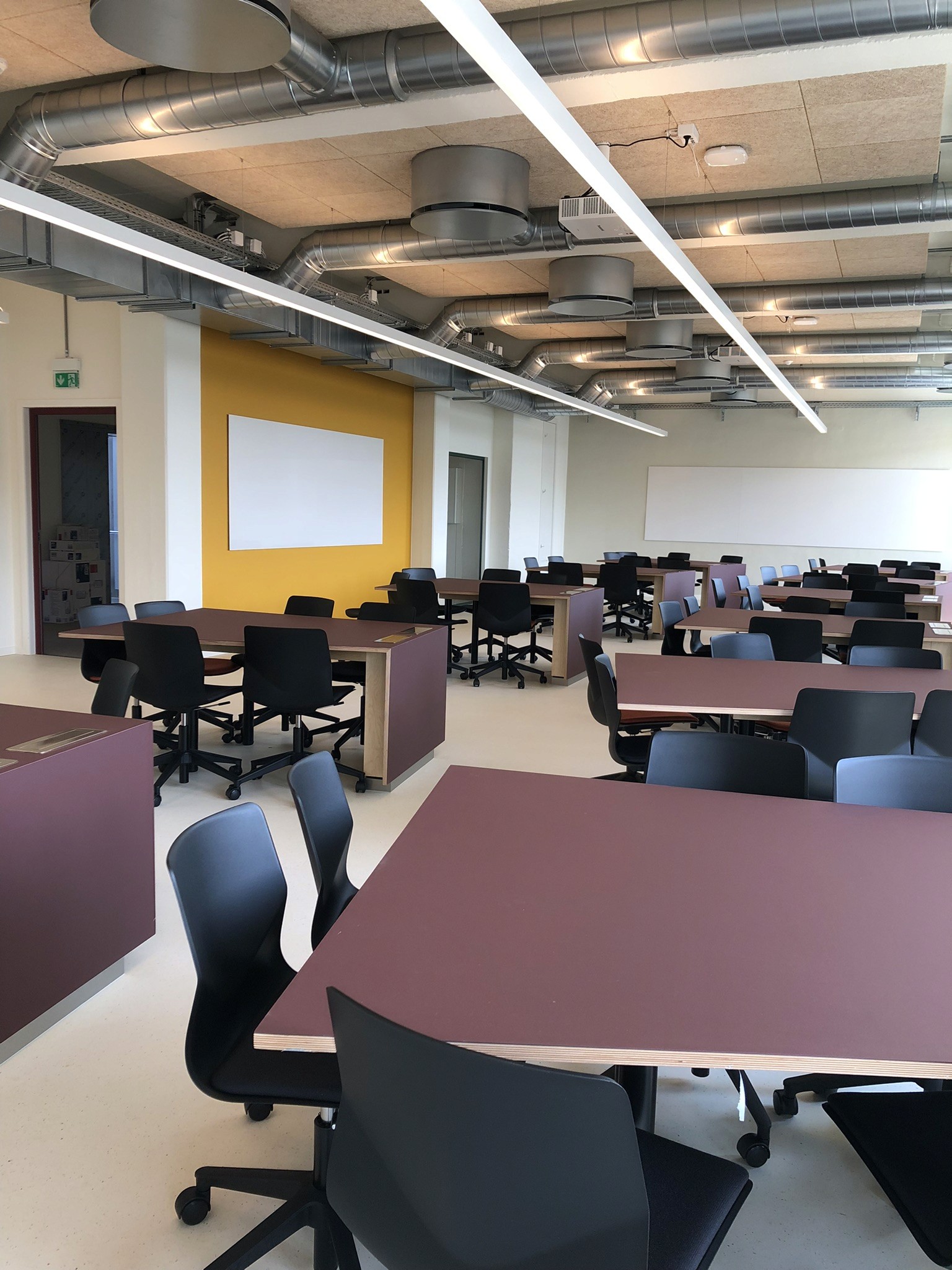 哥本哈根商学院旧工厂改造项目丨丹麦哥本哈根丨未明确提及设计主体,涉及Rønnow Architects等-26