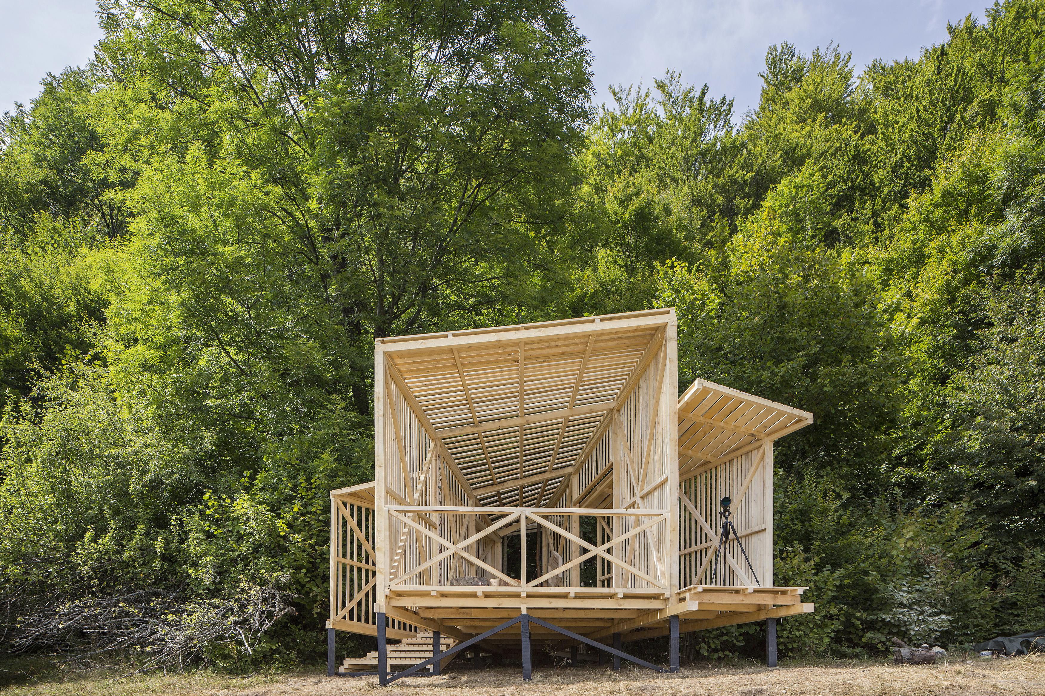 罗马尼亚南部塔库山脉的生态旅游观察站-15