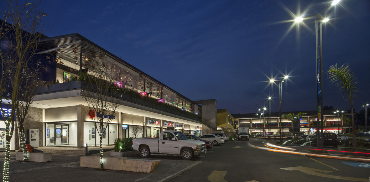 墨西哥 Xalapa 市购物中心设计 | 绿色环保，便捷停车-7