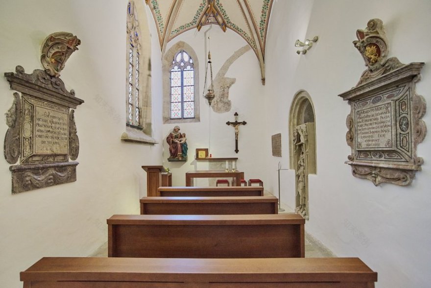 布拉迪斯拉发圣马丁大教堂圣安妮小教堂室内改造丨斯洛伐克布拉迪斯拉发丨Ing. arch. Július Rybák等-1