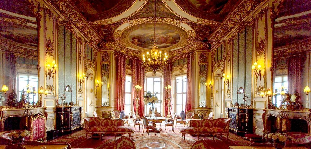 Замок Бельвуар, интерьеры в стиле историзм - 40 фото-45