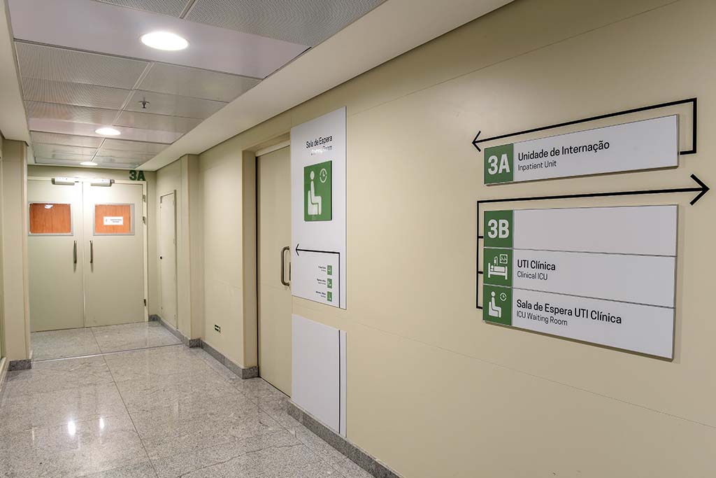 Hospital Cardio Pulmonar - /STUDIOMDA - Wayfinding Design-3