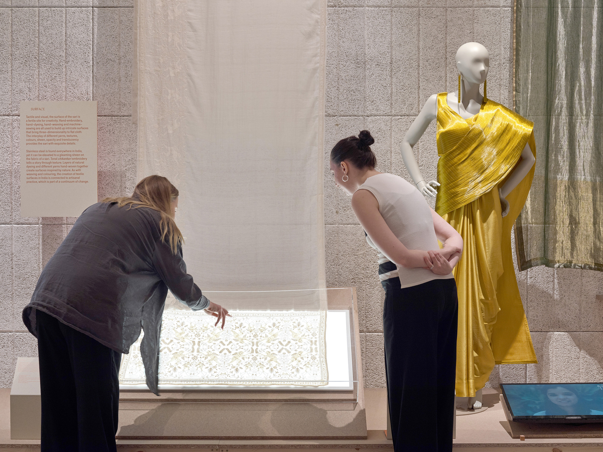 另类纱丽展览丨英国伦敦丨Studio MUTT-29