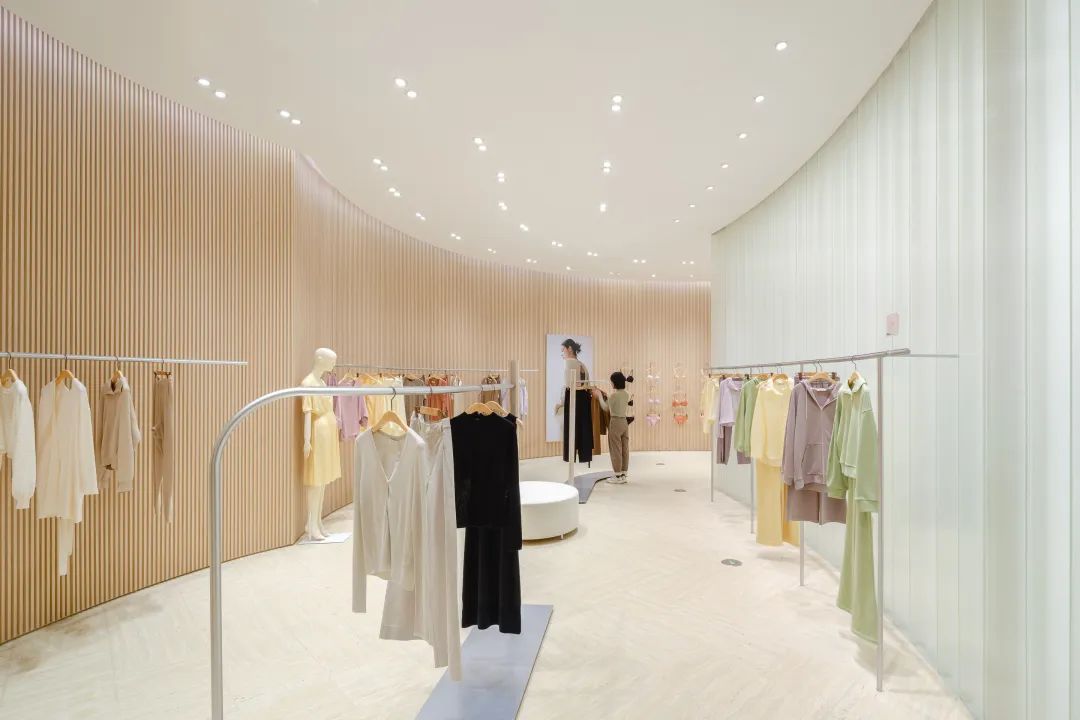 北京NEIWAI内外中环全新概念旗舰店丨中国北京-29