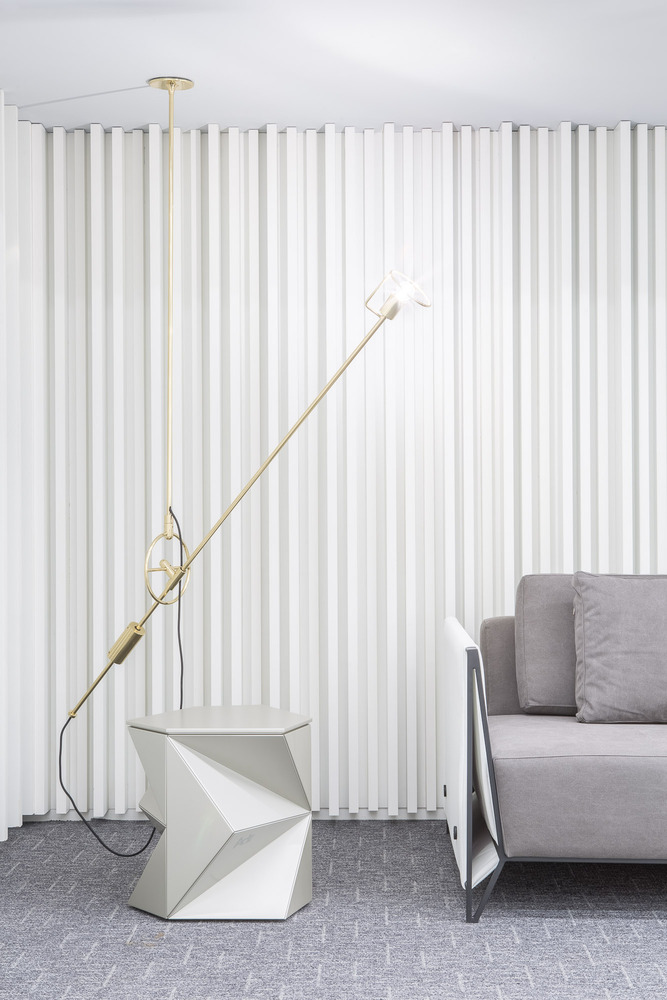 巴西10·10米纯白极简概念空间-9