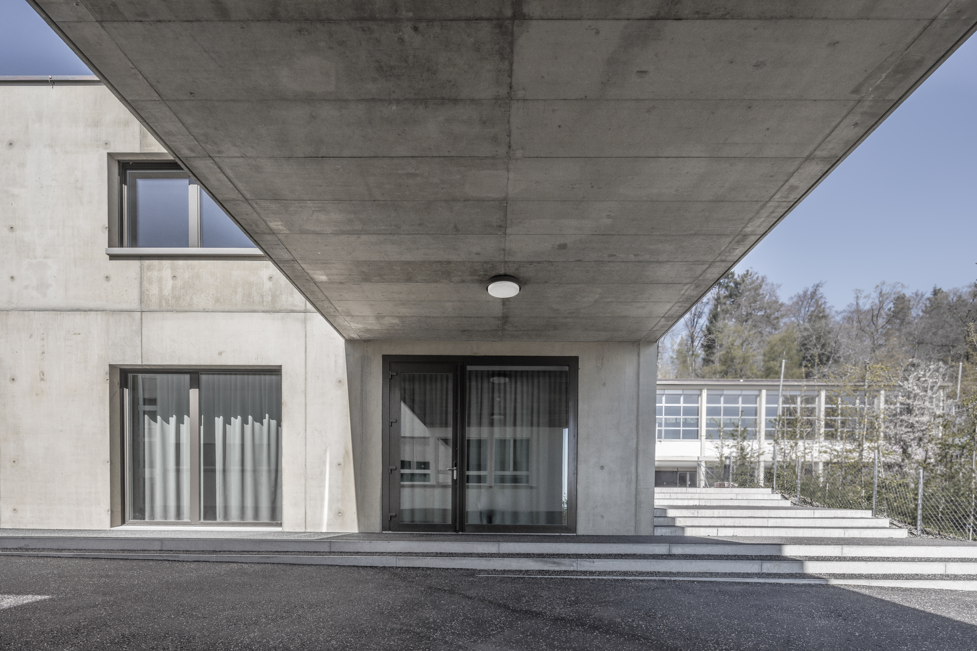 Evilard 小学扩建 | 新旧融合的室内设计-19