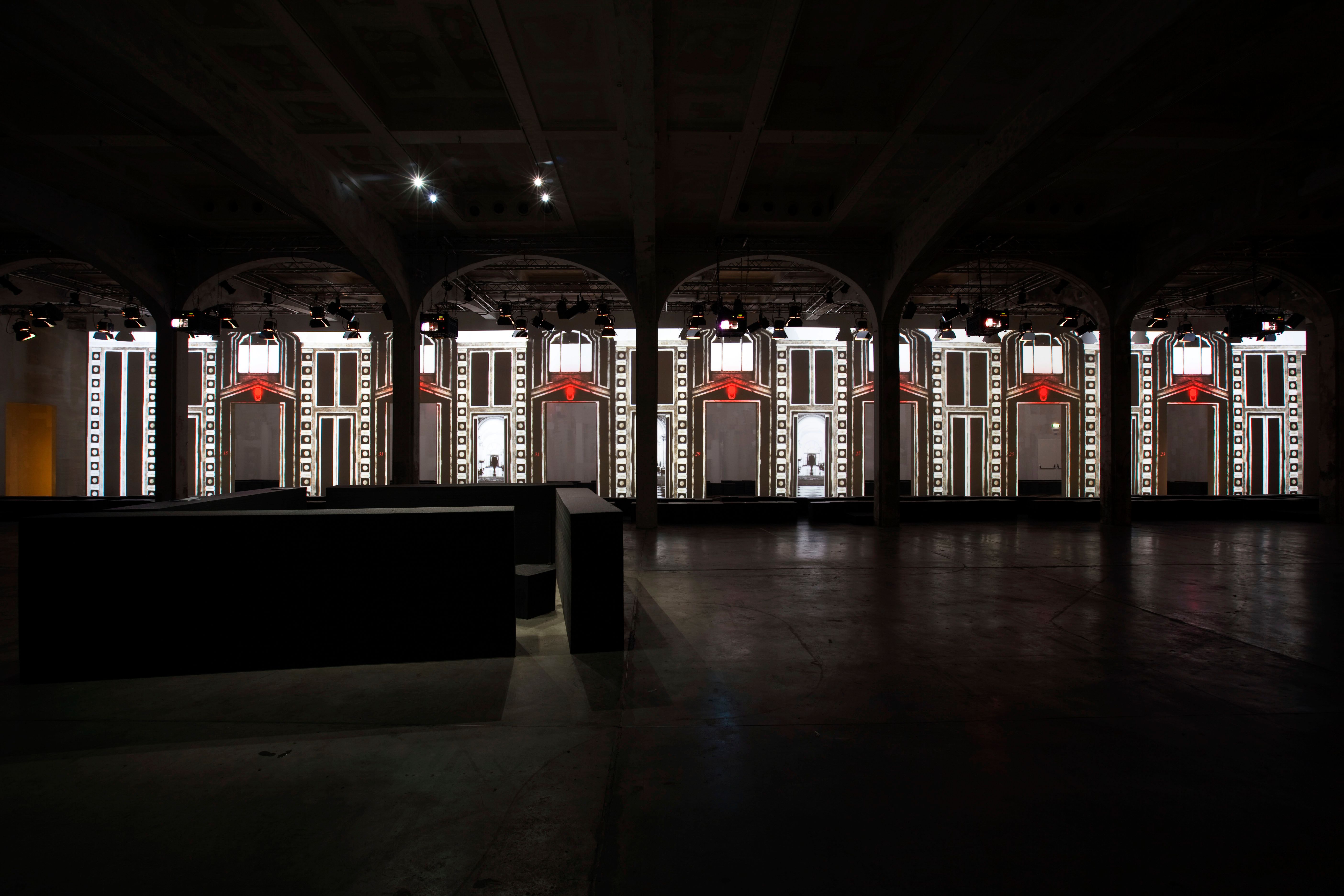 2010 春夏 PRADA 米兰时装秀-1