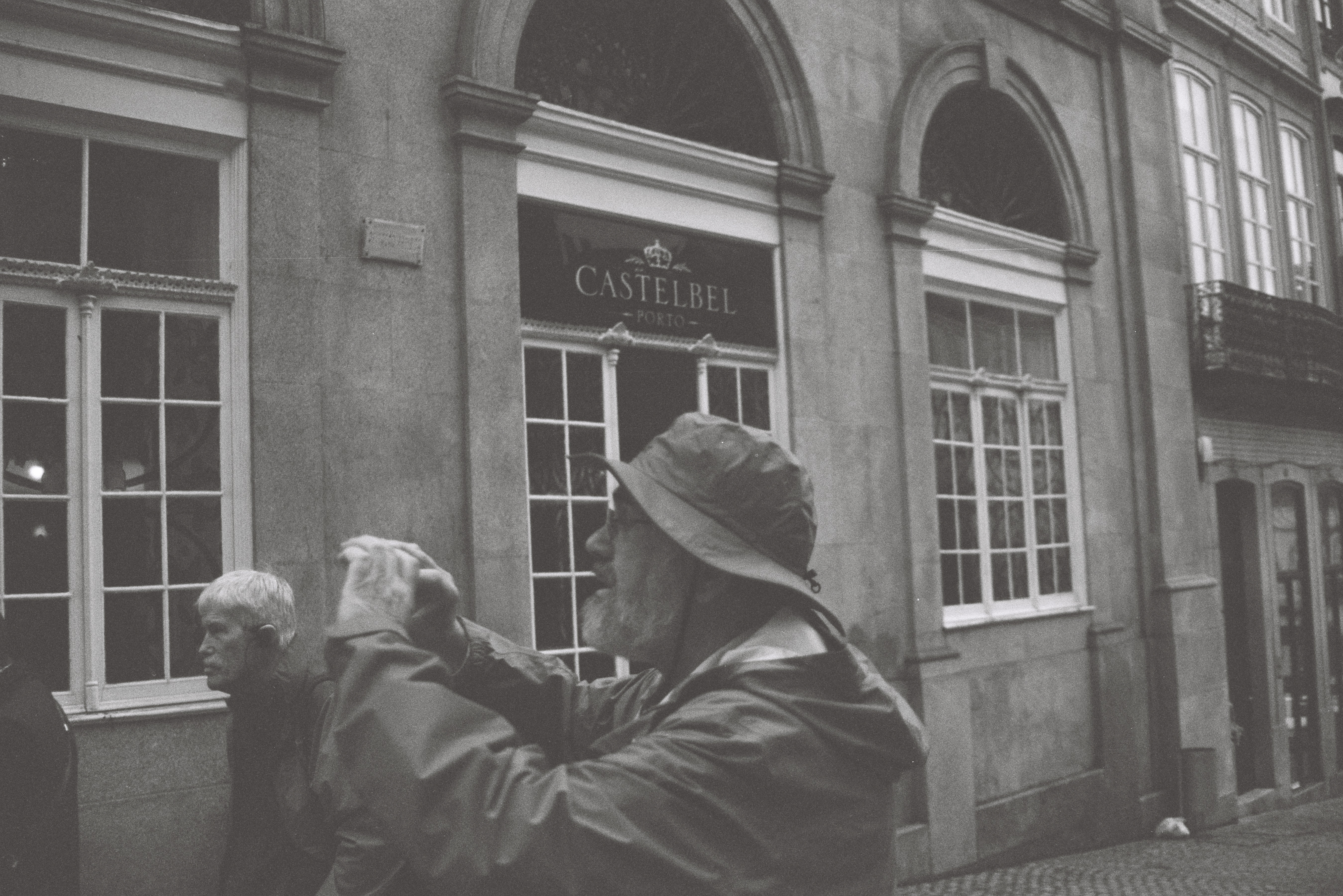 STREET PHOTOGRAPHY - 10 / PORTO-9