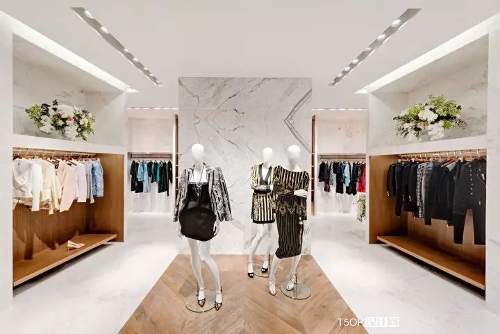 越南Jacqueline女装专卖店设计-9