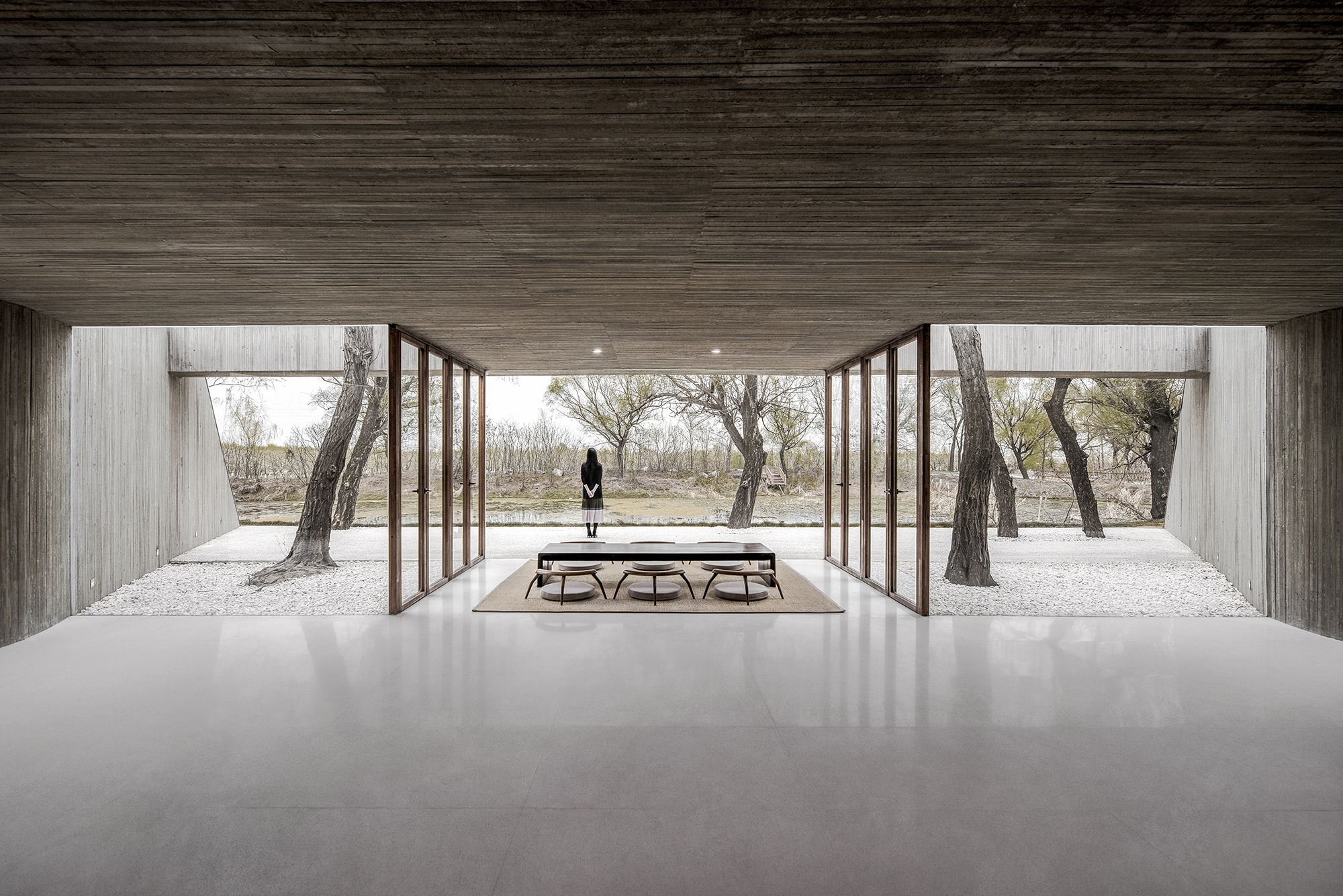 Waterside Buddist Shrine / ARCHSTUDIO-13