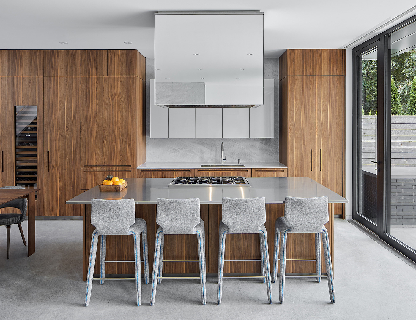 加拿大 Toronto 别墅“黑屋”-14