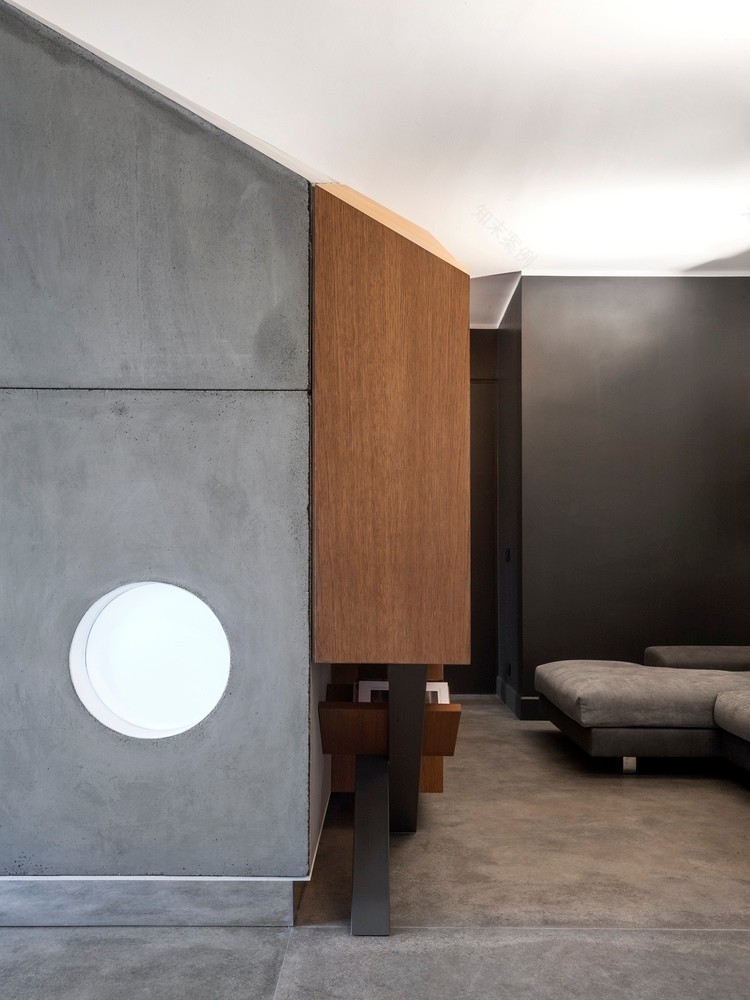 都灵“无门”公寓,明亮通透的混凝土洞穴-8